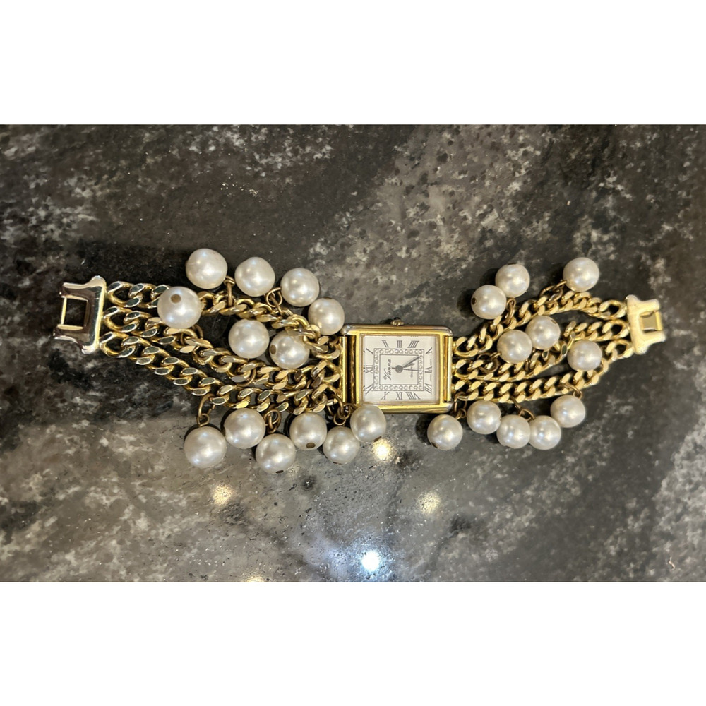 Vintage Novelle Fashion Faux Pearls Watch NEW BATTERY 6"